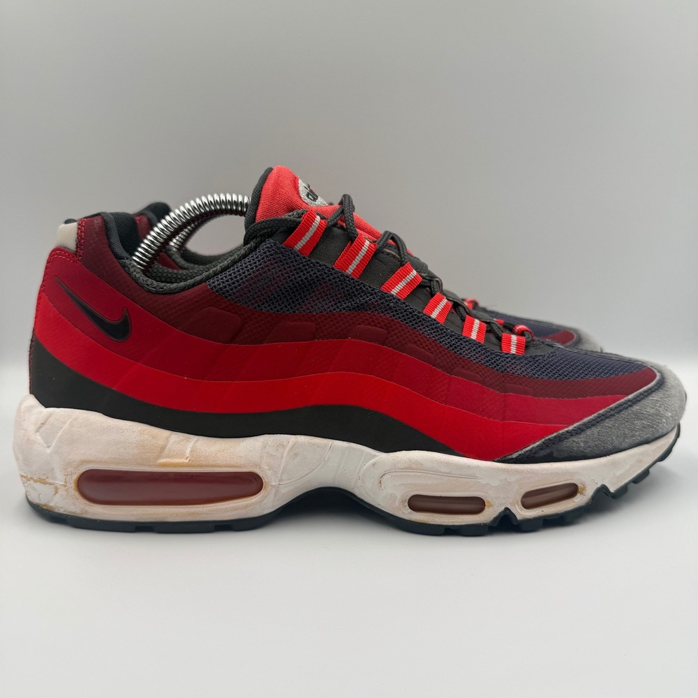 Nike Air Max 95 Mens Size 10.5 Red Black Lifestyle Shoes Sneakers 616190-001